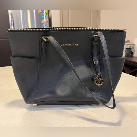 Black Michael Kors Tote Bag - Picture 2 of 7